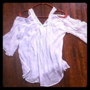 Cute white thin top